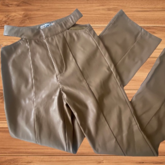 Tiger Mist Vegan Leather High Rise Cutout Wide Leg Flare Pants NWT Y2K Mcbling M - Picture 7 of 12